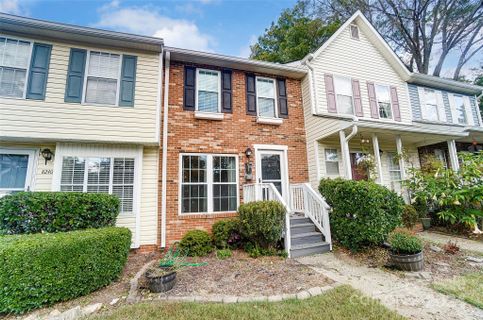 8238 Circle Tree Lane