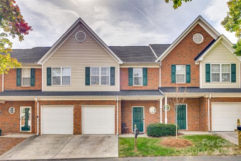 2045 Lennox Square Road 14 sold home in Lennox Square, Charlotte, NC
