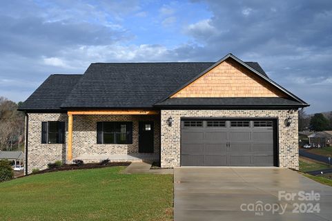 4916 Southview Drive sold home in Wallaces View, Hickory, NC