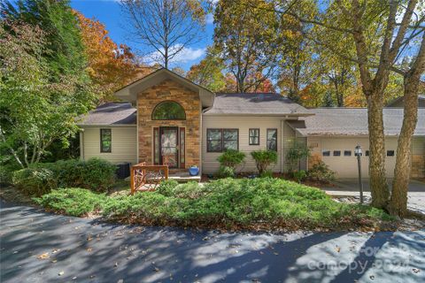 792 Tsisqua Circle