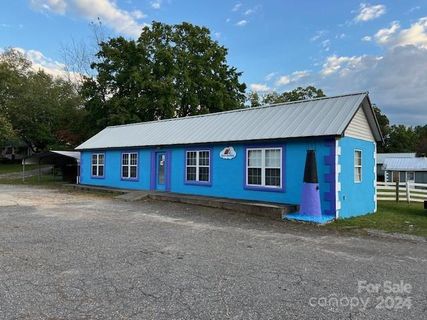 2425 Us 70 Highway