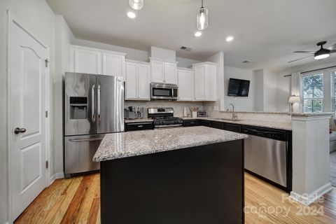5020 Mockernut Lane sold home in The Grove, Fort Mill, SC
