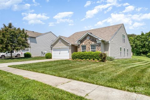 135 Anastasia Lane sold home in Lincoln Meadows, Lincolnton, NC