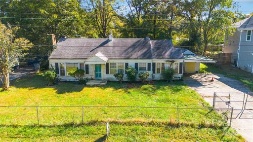 1211 Gaston Street