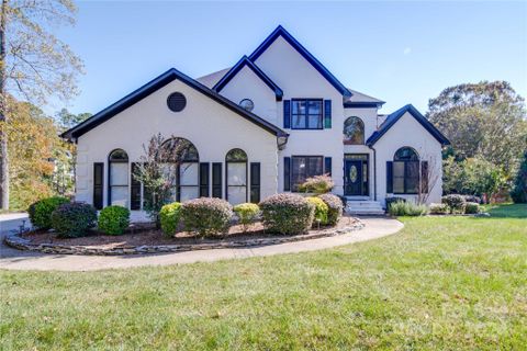 211 Bullfinch Road sold home in Beacon Pointe, Mooresville, NC