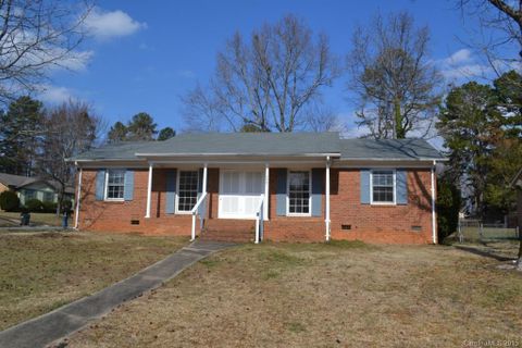 2601 Clover Hill Lane