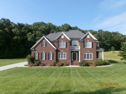 386 Wellington Estates Drive
