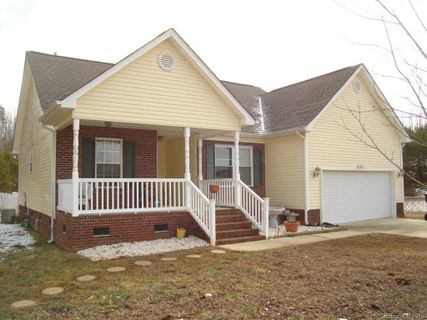 307 Lone Tree Lane 8