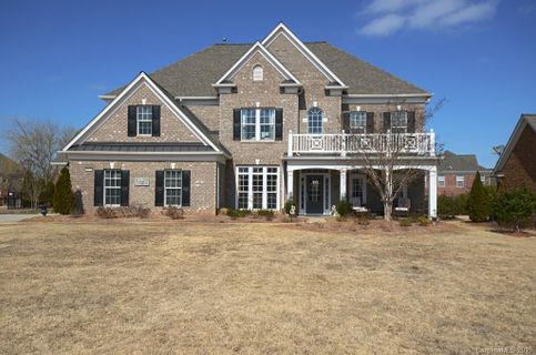 Previously sold for $570,000