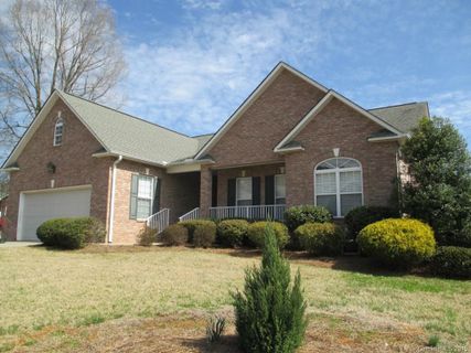 118 Hazeltine Court 17,18 sold home in Crescent Golf and Country Club, Salisbury, NC