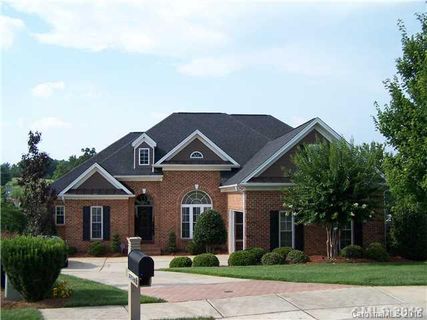 142 Tenth Green Court 91 sold home in Fox Den Country Club, Statesville, NC