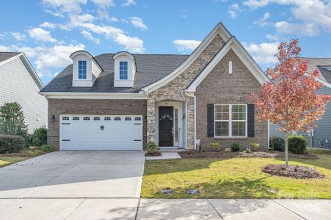 307 Warbler Drive sold home in Pinnacle at Wesley Chapel, Monroe, NC