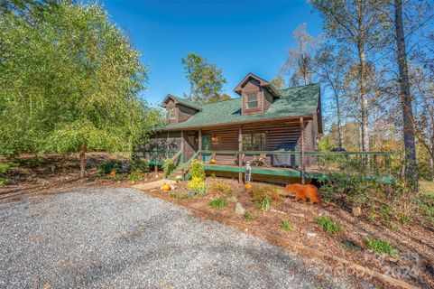 1261 Clearwater Parkway