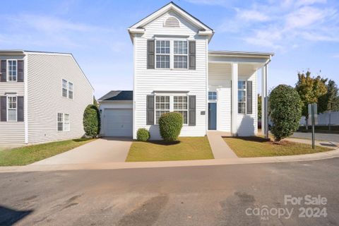 8617 Sawleaf Court