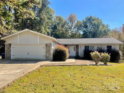 8800 Crestwood Drive sold home in Hilltop Acres, Mount Pleasant, NC