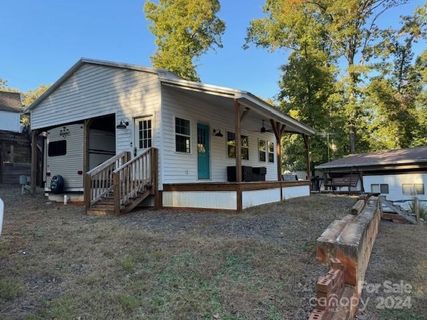 113 Deer Park Road