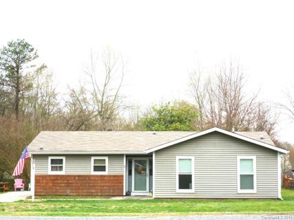 705 Holly Place sold home in Forest Acres, Gastonia, NC