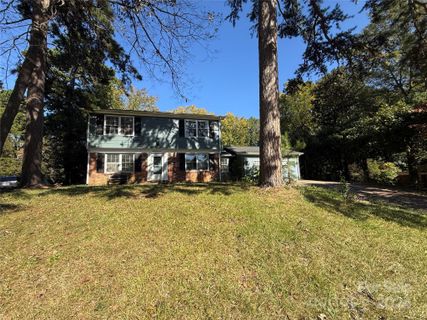 5813 Allenstown Drive