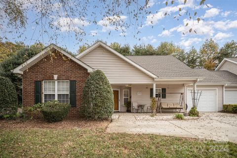 105 Oak Village Parkway