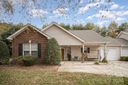 105 Oak Village Parkway sold home in Mooresville, SC