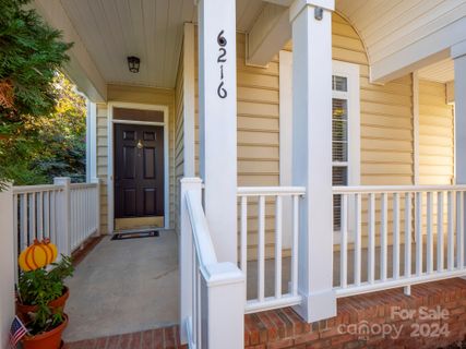 6216 Summerlin Place sold home in Olde Colony, Charlotte, NC