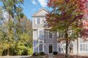 8015 Kings Creek Drive sold home in Charlotte, SC
