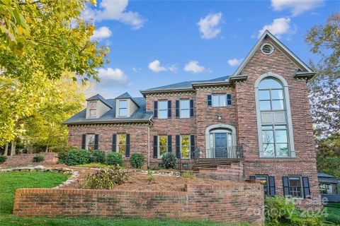 3647 Plantation Road