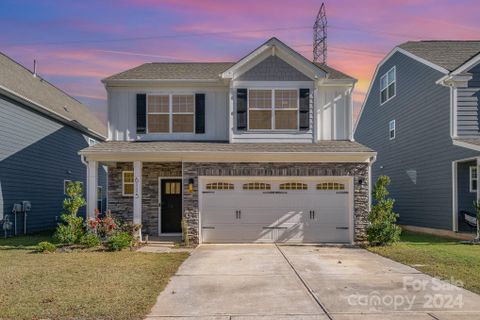 6115 Hampstead Pond Lane sold home in The Pond at Mckee Glen, Matthews, NC