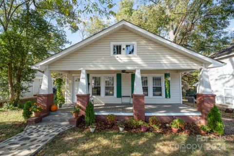1010 Pryor Street