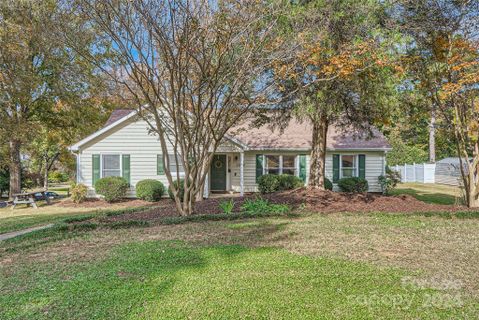 2624 Briar Ridge Drive sold home in Greenbriar, Charlotte, NC