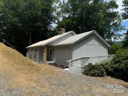 244 Zebulon Lane