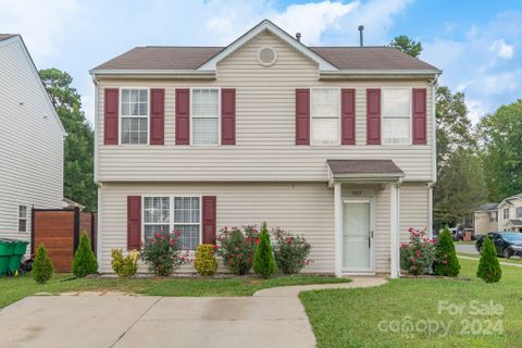 5665 Laborde Avenue sold home in Henderson Oaks, Charlotte, NC
