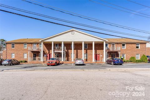 2123 Carriage Woods Lane sold home in Carriage House, Kannapolis, NC