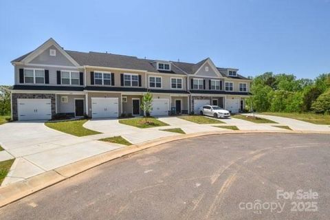 8097 Sheffield Drive sold home in The Townes at Sherrills Ford, Terrell, NC