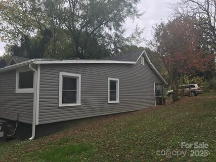 605 N Mcfarland Street sold home in Groves Thread Company, Gastonia, NC