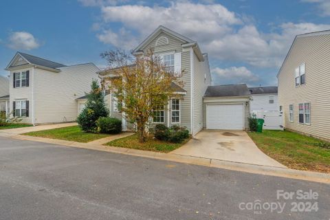8614 Sawleaf Court