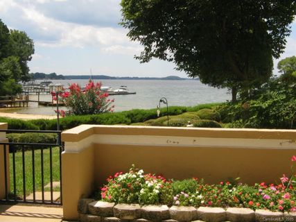 17811 Half Moon Lane sold home in kings point marina, Cornelius, NC
