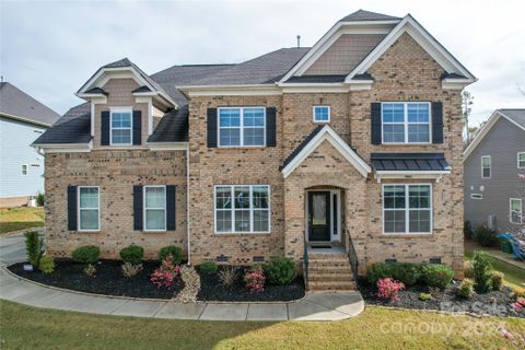 10881 Greenvale Drive sold home in Grantham, Harrisburg, NC