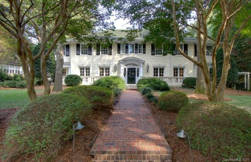 Previously sold for $2,025,000