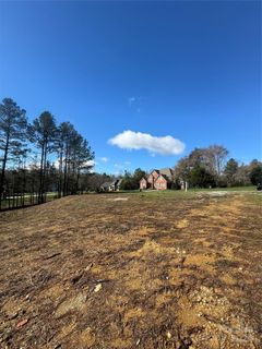 10419 Annie Oakley Trail sold home in Pleasant Valley, Charlotte, NC