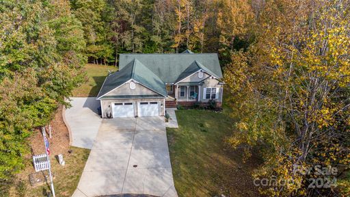 3390 Seminole Drive