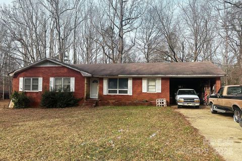 1895 Forest Lake Drive sold home in Forest Lakes, Rock Hill, SC