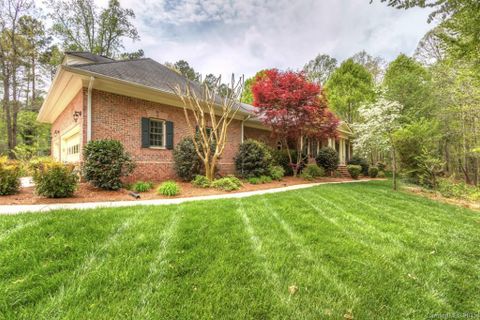 904 Osprey Court