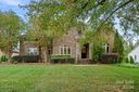 2208 Whiskery Drive sold home in Waxhaw, SC