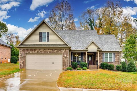 1326 Moonshadow Lane sold home in Grey Fox Forest, Shelby, NC
