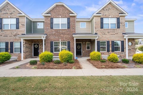 6319 Prosperity Church Road sold home in Preserve at Prosperity Church, Charlotte, NC