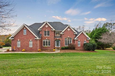 2690 Gettysburg Place sold home in Olde Savannah, Claremont, NC