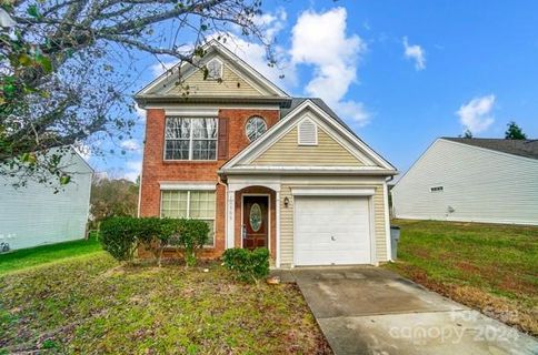 10305 Bearwallow Court sold home in Loren Farms, Charlotte, NC