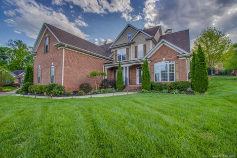 712 Reverdy Court