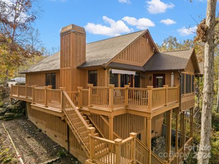 5 Chalet Court